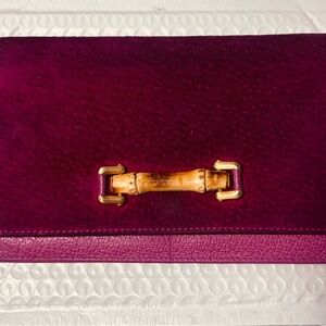 Gucci Fuchsia Leather Wallet